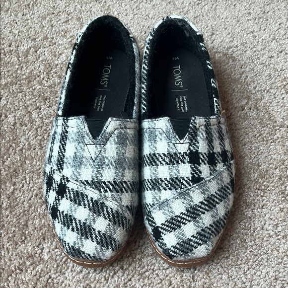 Toms Alpagate Plaid Slip Ons - Picture 1 of 7
